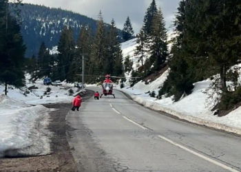 UPDATE. Femeie accidentată grav în zona pârtiei Vârtop- Arieșeni. E inconștientă și intubată după ce s-a răsturnat cu ATV-ul. Ce a pățit