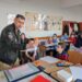 Donația unui profesor de la Universitatea British Columbia pentru o școală din Oradea. În numele prietenului său român, inginer renumit în Canada