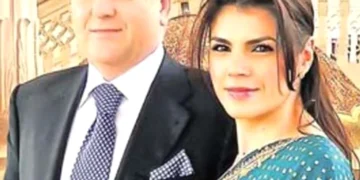 Soția lui Marius Vizer, Irina Nicolae, a vrut să lămurească pentru fanii săi de ce nu urcă pe scenă cu ASIA
