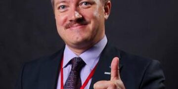 A plecat fulgerător în această dimineață. A dispărut un vizionar: Laszlo Pacso. Vedetă TV: Dacă în acest moment fac ceea ce fac, ți se datorează! Recunoștință veșnică!