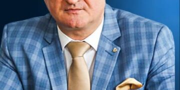 Orădeanul Sorin Măduța, viitor candidat la Funcția de Decan al Baroului București, reacție la „reforma Fenechiu” :”Cea mai independentă instituție riscă să își piardă acest atribut, câștigat uneori chiar prin suferințe sau pierderi de vieți ale unor iluștri avocați”