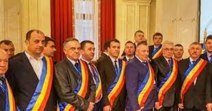 Sporuri mai mari cu 50% pentru primari și președinți de Consilii Județene
