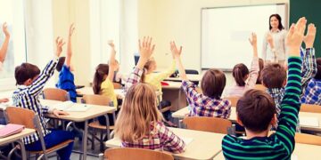 Clasele speciale sunt discriminatorii, a decis Consiliul Economic și Social solicitat să dea avizul pe proiectul legii educației