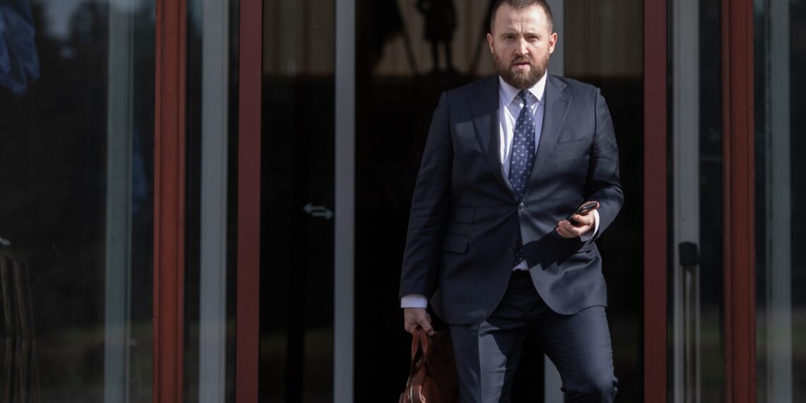 Cu 5 voturi da și un vot nu, CSM a avizat numirea  procurorului Marius Ionuț Voineag la șefia DNA