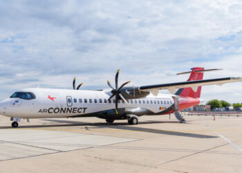 Cea mai nouă companie aeriană românească, AirConnect, a început operarea de zboruri regulate. Din Oradea, zboruri estivale