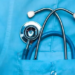 Al treilea asistent medical care vrea să se sinucidă în câteva săptămâni. S-a aruncat în gol de la etajul patru. Înainte a ingerat detratrant