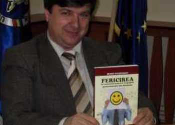 Universitarul orădean premiat de Academie pentru studiul ştiinţific al fericirii, studiu despre gânduri, emoții și comportamente legate de locul de muncă