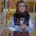 VIDEO/GALERIE.Iuliana Tătar a filmat alături de starețul Mănăstirii Izbuc pentru priceasna „M-așteaptă Maica Sfântă la Izbuc”