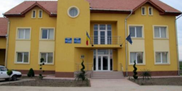 Fostul primar de Batăr,60 de zile în folosul comunității.  Acord de recunoaștere cu DNA Oradea. Ar fi sustras o ștampilă din Primărie cu ajutorul căreia a încasat 900.000 lei subvenții