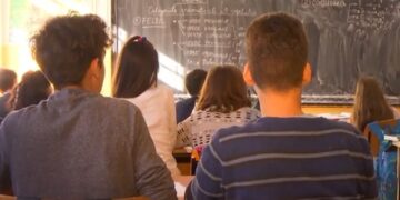 Ministerul Educației dă liber la sistemele de supraveghere în instituțiile de învățământ  
