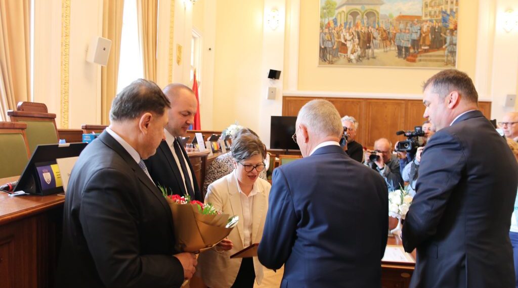 Asistenții medicali, premiați de ministrul Rafila