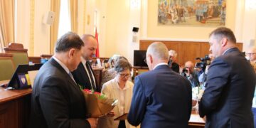 Asistenții medicali, premiați de ministrul Rafila