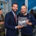 Principele Nicolae al României îl prezintă pe Regele Mihai din ipostaza de bunic, cap de familie. E invitatul  Leilor orădeni