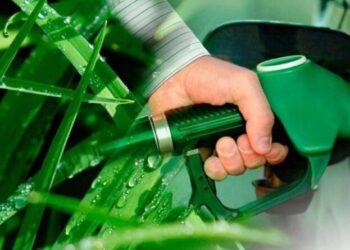 Apare biocombustibilul în benzinării. Crește consumul cu 10%. Cum îl poți reduce. Mașinile cu biocombustibili sunt mai predispuse la defecțiuni