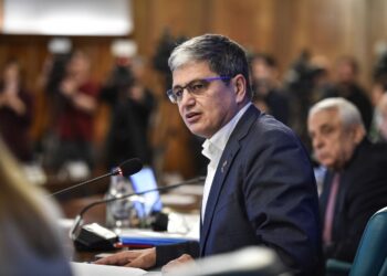 Doctorul propus cetățean de onoare al Oradiei de către ministrul Boloș.„Am stabilit cadrul pentru ca în 2027 să avem spitale noi în toate regiunile țării”