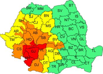 Bihorul, ameninţat din nou de ploi torenţiale şi furtuni / Zeci de localităţi din zona montană, lovite iar de vijelii