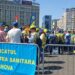 Sub presiunea noilor proteste stradale, Guvernul a adoptat o ordonanţă de urgenţă prin care crește salariile angajaților din Sănătate, ale polițiștilor, militarilor și celor din sistemul de siguranţă naţională la nivelul maxim pentru 2022