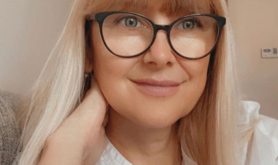 Dr. Corina Lupău: Știi un adolescent care se taie?