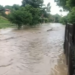 VIDEO. Potop la Cuzap. O doamnă de 60 de ani cu probleme locomotorii, salvată din ape