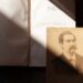 Eminescu, scos la mezat / O fotografie unică a Luceafărului poeziei româneşti va fi vândută la licitaţie publică