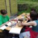 Tabără de creaţie pentru copiii talentaţi în artele vizuale, pe Valea Brătcuţei