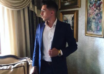 Avocatul bruscat de agent  în sediul Poliției Aleșd, aduce cazul în atenția Poliției Române