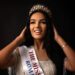 Absolventă de Drept, Miss Globe România 2022, Călina Mitra, spune povestea MC Elite Academy. Planul ei este să deschidă un complex educaţional şi o grădiniţă sub acelaşi brand