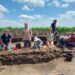 Rămășițele a trei locuințe din perioada 1700 – 1550 î.Chr., descoperite la Toboliu