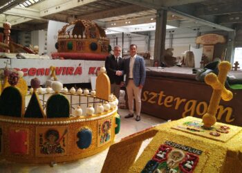 Pregătiri pentru Carnavalul Florilor. Când va ajunge în Bihor