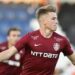 Ce salariu va avea tânărul de 22 de ani născut la Sânnicolau Român la Rapid București . Pentru ca Petrila să devină fotbalist bunica lui s-a mutat cu el în Oradea