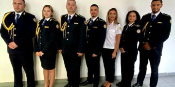 Unii în grevă, alții depun jurământul în singurul penitenciar în care deținuții sunt supravegheați de deținuți