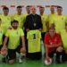 Din sutane la crampoane. Preoții greco-catolici din Oradea, din altar pe terenul de fotbal
