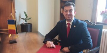Baroul Bihor ia în considerare varianta suspendării totale a activității membrilor săi. Sunt 432 de avocați