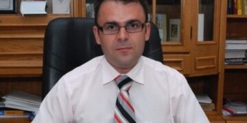 Nume grele au intrat în avocatură: fostul prim-procuror-adjunct  al Parchetului Bihor Gligor Sabău și fostul judecător Ovidiu Blaga Vasilan