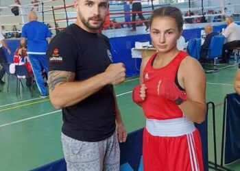 Aleșdeanca cu pumni de fier. Clarisa Scurt e campioană națională la box