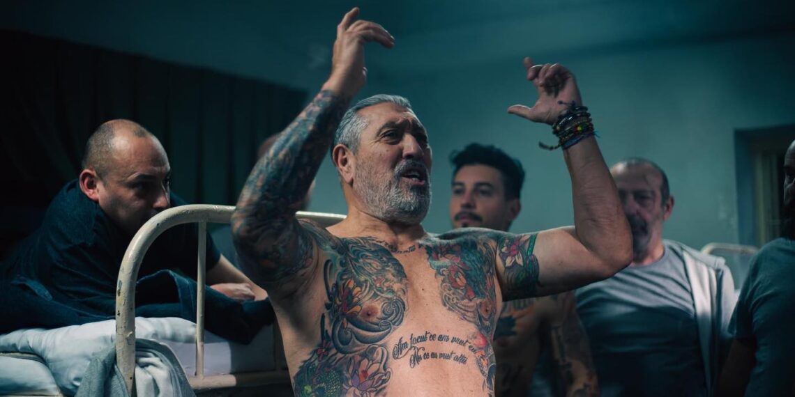 Rebel în comunism, actor în capitalism. Serghei Mizil e a zi în Piața Unirii la lansarea filmului Visul. Actorii orădeni din Libertate, la Teatru