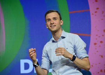 Cea mai mare investiție pentru un start-up pornit din România, în prima rundă, în Creatopy Săldăbagiu de Munte. Marghiteanul de geniu Dani Oros a dat poziția de top de la Google pe cea de CEO la Creatopy