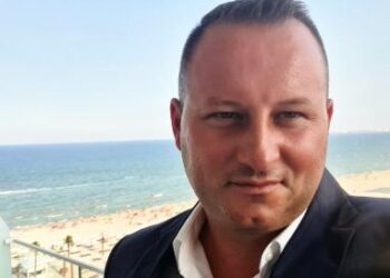 Cristin  Țepele, șeful ISCTR Bihor, încă 30 de zile arest preventiv. Surse:  „Este o reglare de conturi între găști…Dacă un șef teritorial vrea să-și pună un prieten la șefia unui inspectorat din Bihor sau Alba, nu poate să-l pună dacă coaliția care e la nivel județean la putere în județul respectiv nu e de acord„