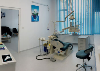 Medicii stomatologi din Bihor își aleg reprezentanții. Nume sonore din domeniu  pe listele de candidați