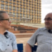 Fiica neamului de moțoc de pe Valea Binșului care luptă la granița cu Gaza își menajează părinții.În bucătărie, în sala de mese era numai sânge…