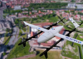 Primul operator medical privat din România și Europa Centrală și de Est care utilizează dronele pentru transportul probelor de laborator.Ruta  Oradea -Arad, cel mai lung traseu