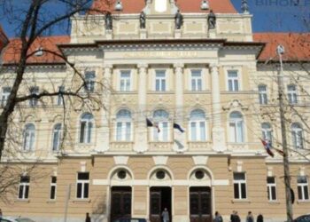 Ce posturi de judecători sunt vacante sau se vor vacanta în cadrul Curții de Apel Oradea. Se caută președinți de secții, președinți la judecătorii, vicepreședinte la Tribunalul Bihor