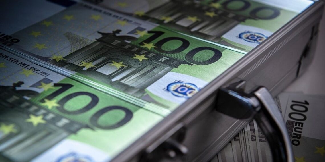 Tribunalul Bihor acordă unui tânăr daune morale și materiale de 100.000 de euro în urma unui accident