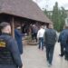 Maica Mina, ghid pentru deținuții din Penitenciarul Oradea prin atelierele din mănăstire