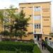 O elevă de 16 ani din Oradea  a înjunghiat cu un cuțit de tăiat porcul un dascăl din școală, chiar în biroul directorului