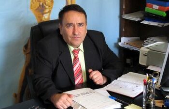 “Cel mai vânat avocat din lume”, absolvent de Drept de la Oradea, a pierdut procesul contra avocaților care reprezentau UNBR. Avocatul orădean Cristian Rusu printre cei care au  apărat interesele profesiei