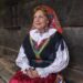 Artista care a ieșit pentru prima oară în fața publicului, la 16 ani, pe scena casei de cultură din Ștei prezintă ” Cântecul dorului nesfârșit ”