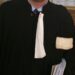 Codamnat de Judecătoria Salonta la 11 luni de închisoare pentru că a amenințat un avocat. 5000 lei daune morale