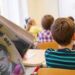 Care sunt noile criterii de acordare a burselor în anul 2023-2024. Apar bursele de reziliență
