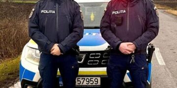 Un notar și-a înjunghiat fosta iubită  și apoi a plimbat-o două ore cu mașina așteptând să moară